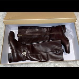 Micheal kors Boots